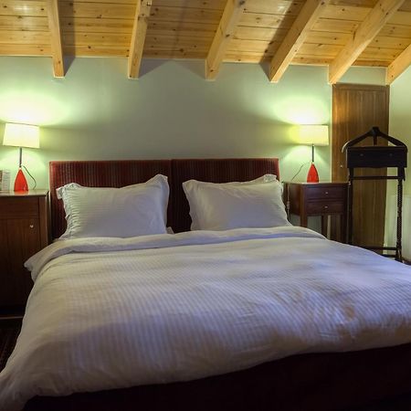 Nymfes Hotel Nimfaíon 部屋 写真