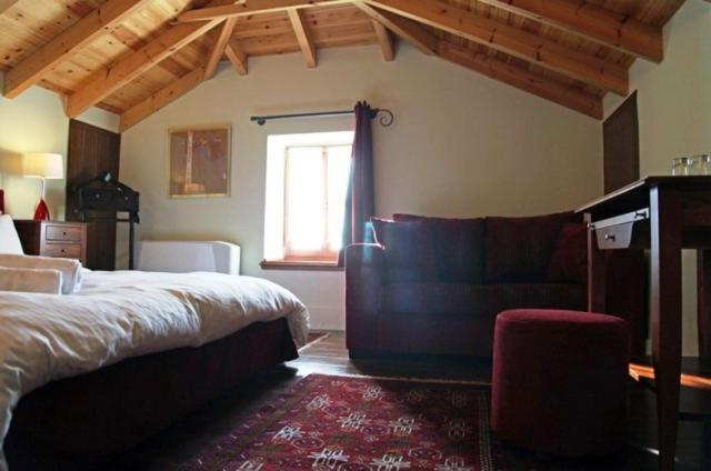 Nymfes Hotel Nimfaíon 部屋 写真