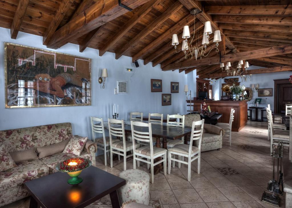 Nymfes Hotel Nimfaíon エクステリア 写真